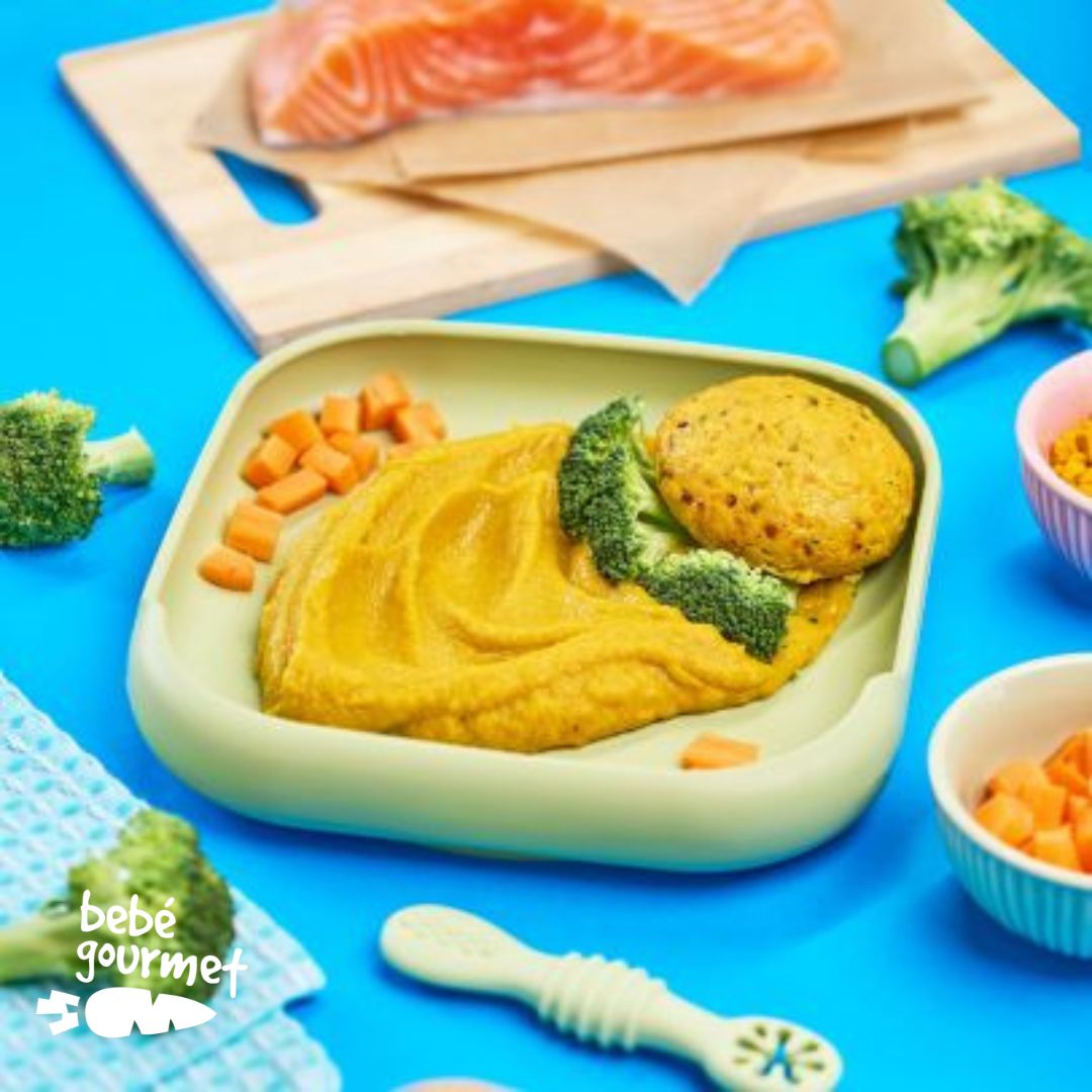 Bolinhos de Salmão com Puré de Brócolos e Cenoura (12+)